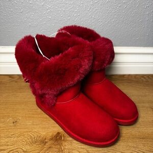 New Womens Juicy Coulture Red Faux Fur Boots Size 7.5 With Ribbon and beads